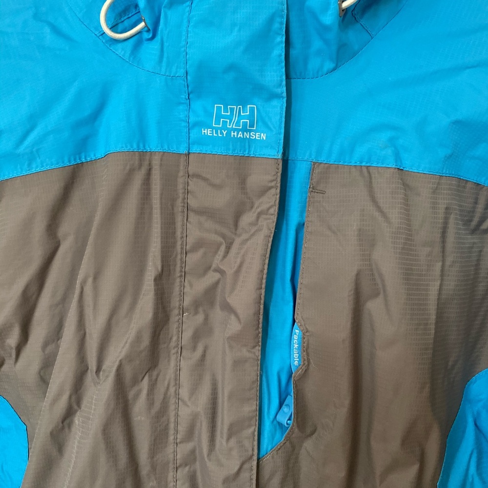 Helly Hansen women’s rain/wind coat - Picture 2 of 6